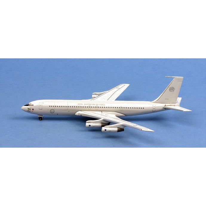 RAAF Boeing 707-320C A20-261 1:400 - Cadetshop