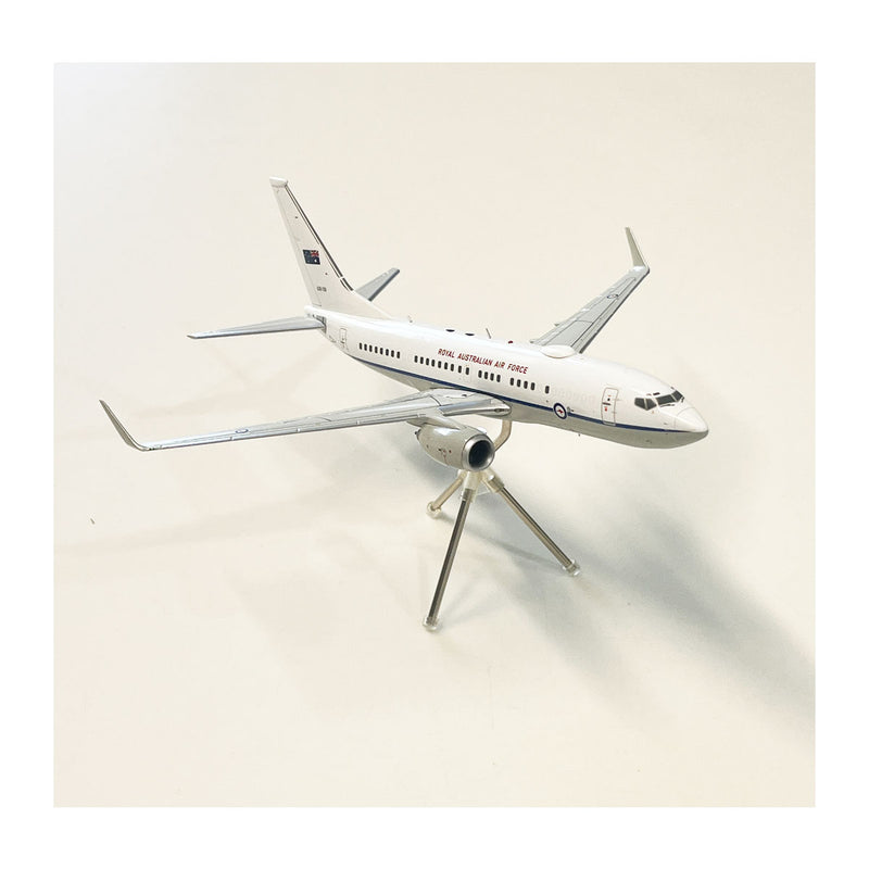 Load image into Gallery viewer, RAAF B737-700S Die Cast Model 1:200 Scale A36-002 - Cadetshop
