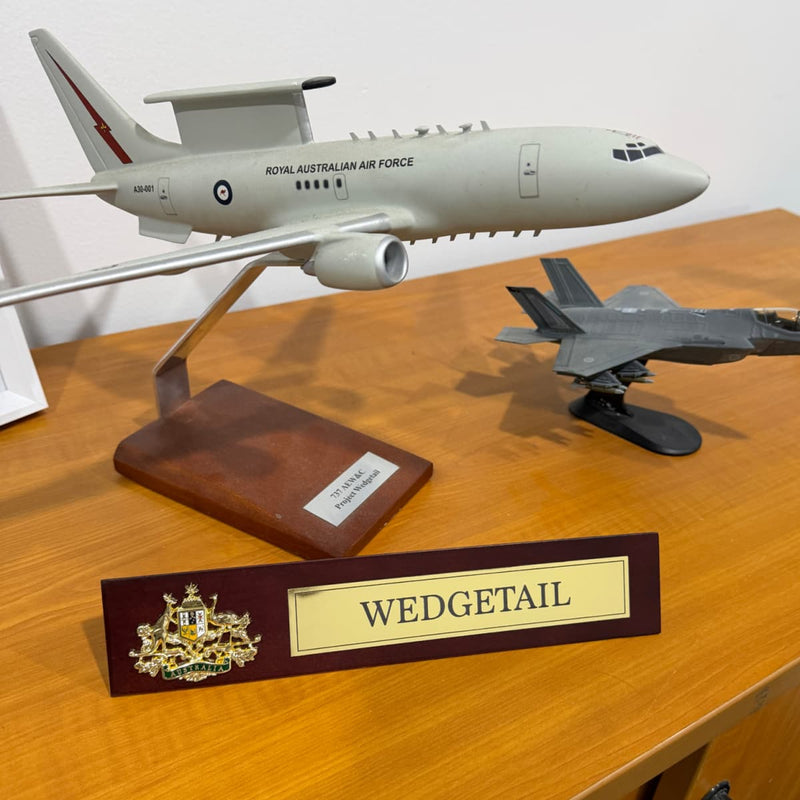 Load image into Gallery viewer, Custom Desk Wedge Australian Coat of Arms - Cadetshop
