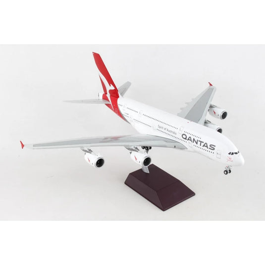 QANTAS Airbus A380 1/200スケール Amazon.co.jp: 1/200 Scale 36.5CM Airplane 380 A380 Qantas