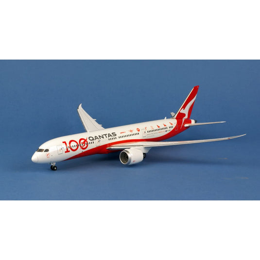QANTAS B787-9 Dreamliner Model 1:400 Scale 