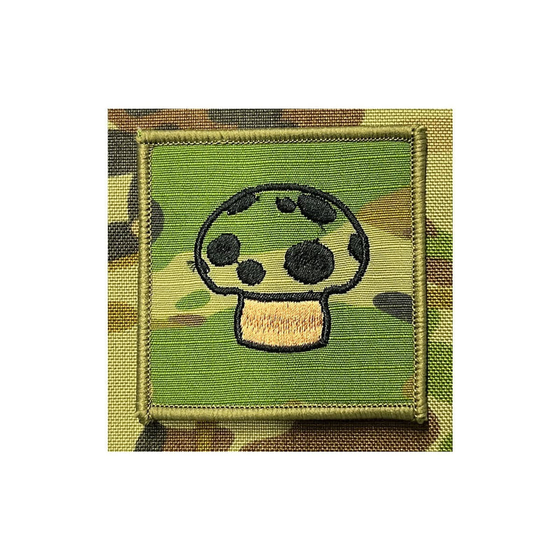 Load image into Gallery viewer, Novelty Emoji Insignia Patch AMC - Cadetshop
