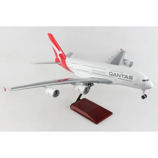 QANTAS A380 Model 1:100 Scale - Cadetshop