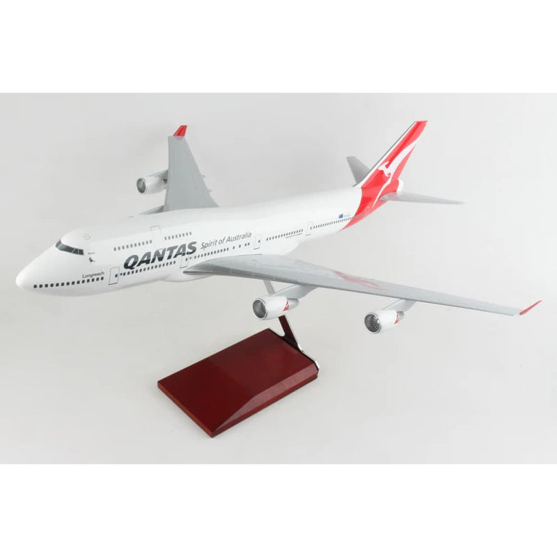 Load image into Gallery viewer, QANTAS 747-400 Model 1:100 Scale - Cadetshop
