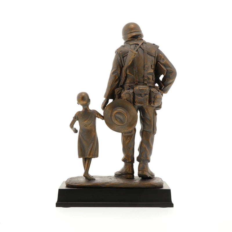Load image into Gallery viewer, Somalia Figurine - Cadetshop
