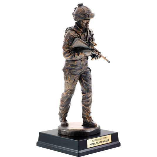 Middle East Digger Figurine - Cadetshop