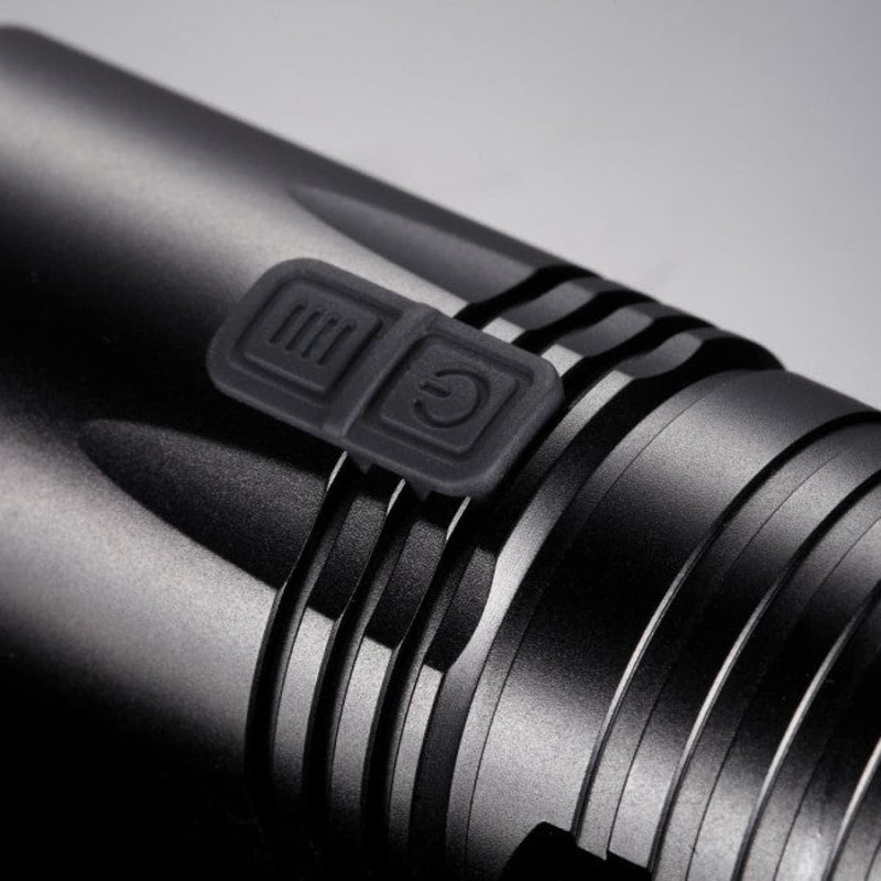 Load image into Gallery viewer, Nitecore EA41 1020 Lumens - Cadetshop
