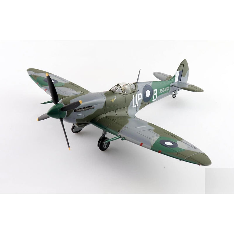 Load image into Gallery viewer, RAAF Supermarine Spitfire MK.VIII Mac III 1:48 - Cadetshop
